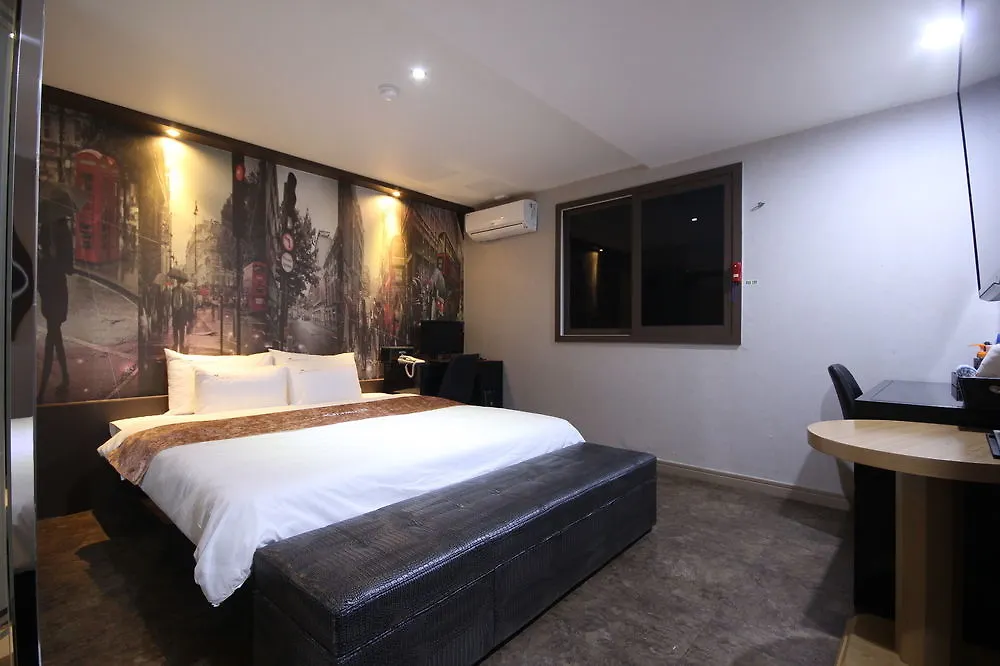 Hotel June Haeundae