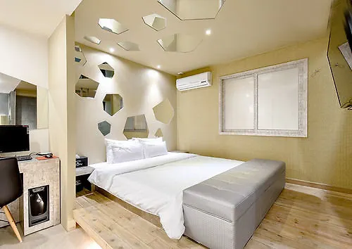 Hotel June Haeundae Busan