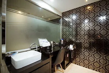 Hotel June Haeundae 釜山広域市 2*,