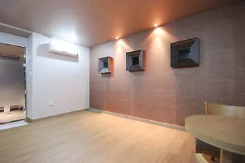 Hotel June Haeundae 釜山広域市