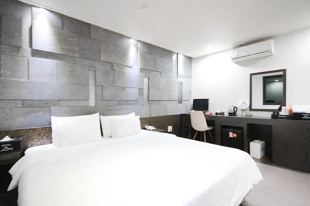 Hotel June Haeundae 釜山広域市