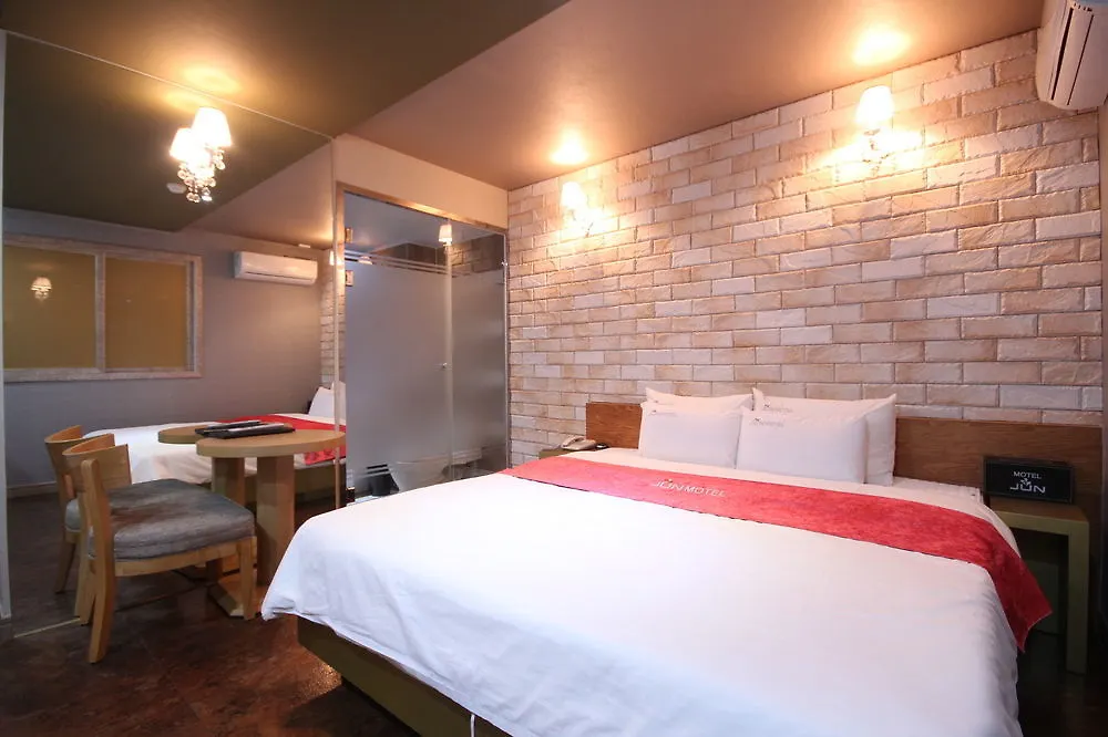 Hotel June Haeundae 釜山広域市
