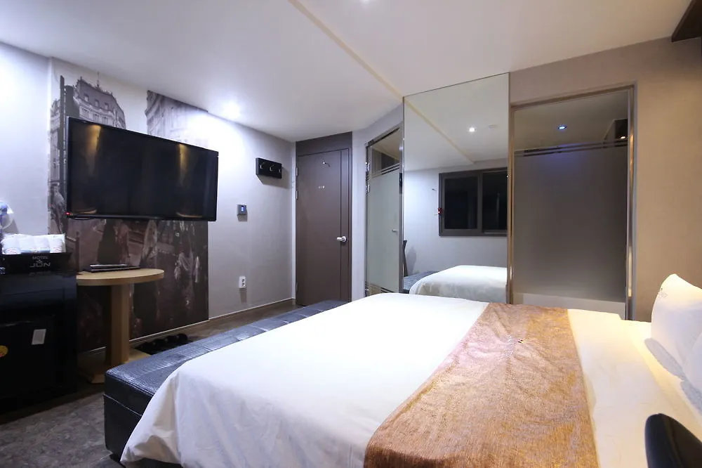 **  Hotel June Haeundae 釜山広域市 韓国
