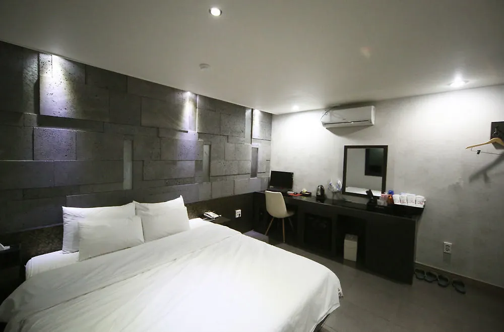 Hotel June Haeundae 釜山広域市
